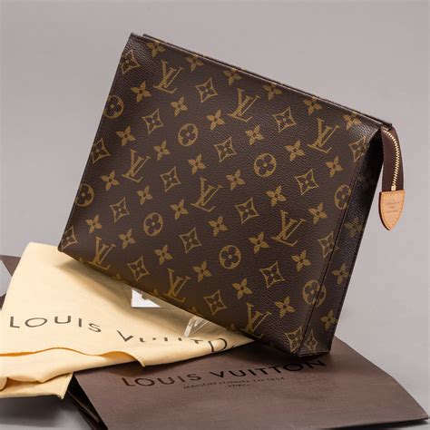 toiletry 26 lv|louis vuitton toiletry pouch 26.